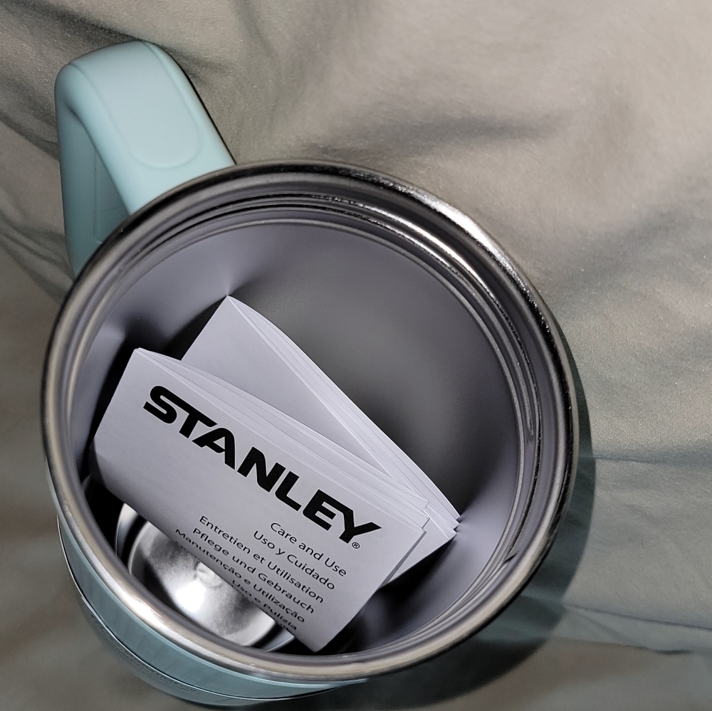 NEW 40oz Soft Rain Mint Stanley 2.0 Quencher Exclusive New in Box!! - Picture 5 of 9